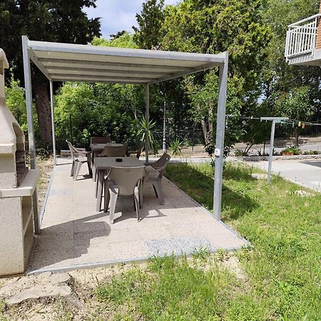 Villa Paoletti, Appartamento Confortevole Nel Cuore Di Gradara Exteriör bild