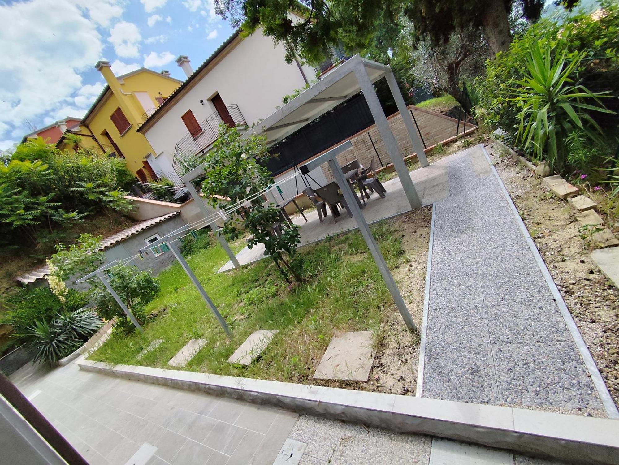 Villa Paoletti, Appartamento Confortevole Nel Cuore Di Gradara Exteriör bild